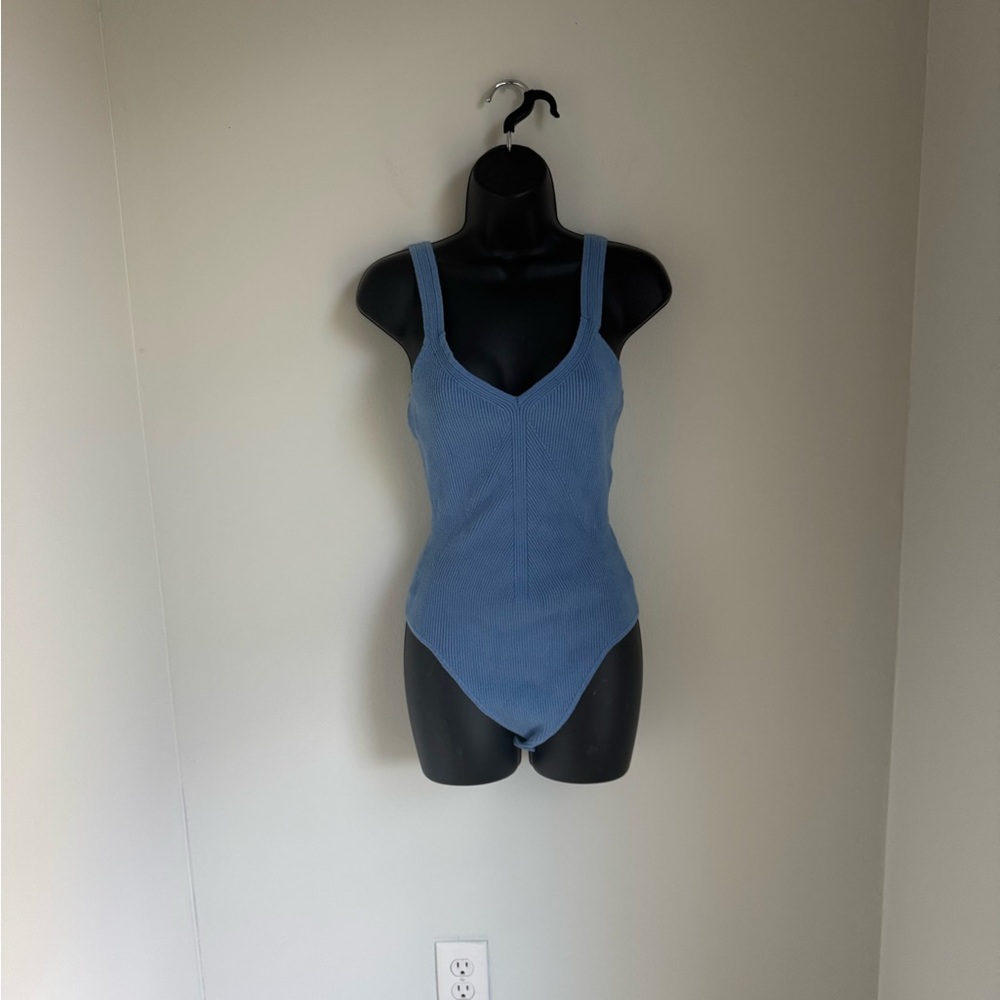 Abercrombie & Fitch Blue Knit Bodysuit Size L